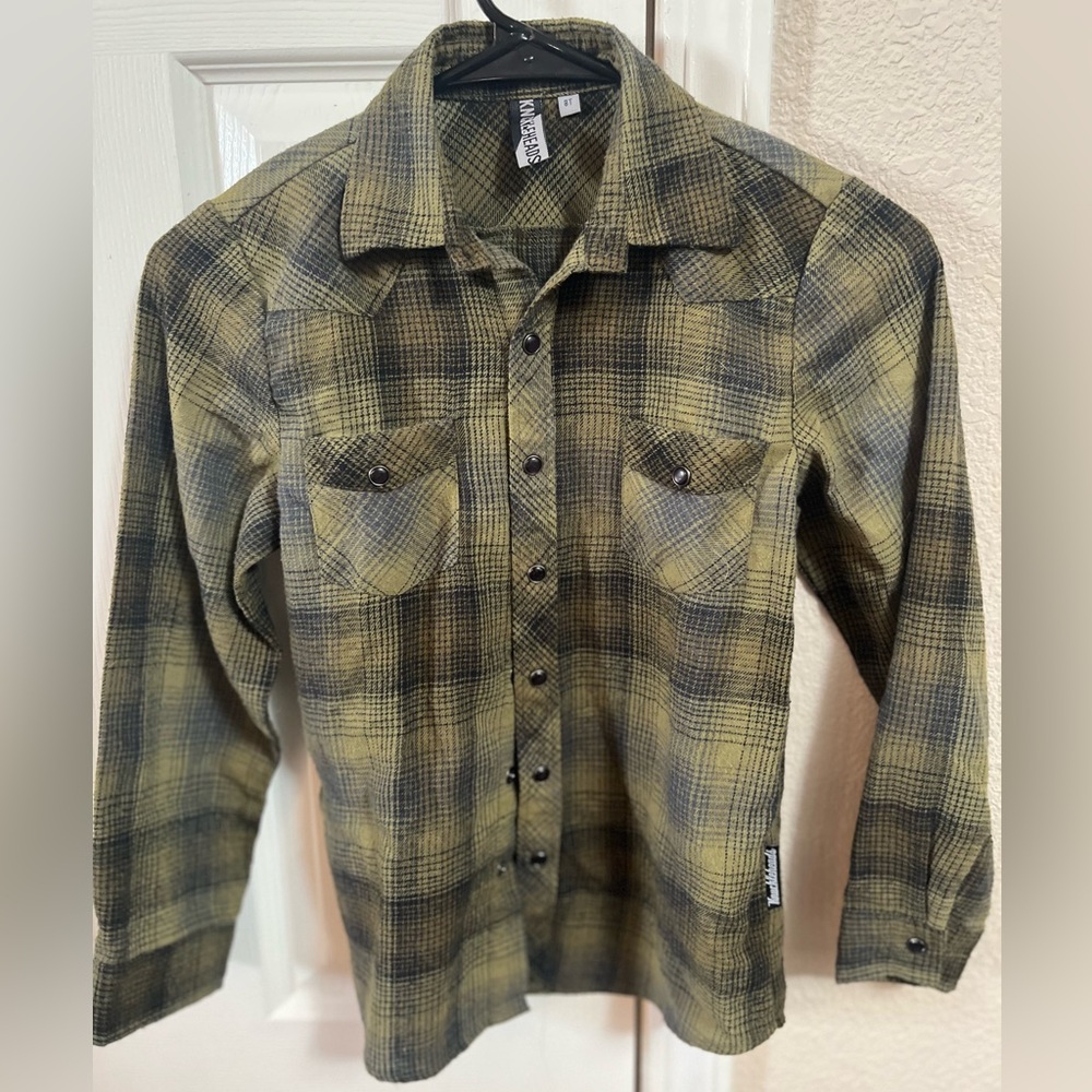8T Army Green Plaid Button Up - Knuckleheads